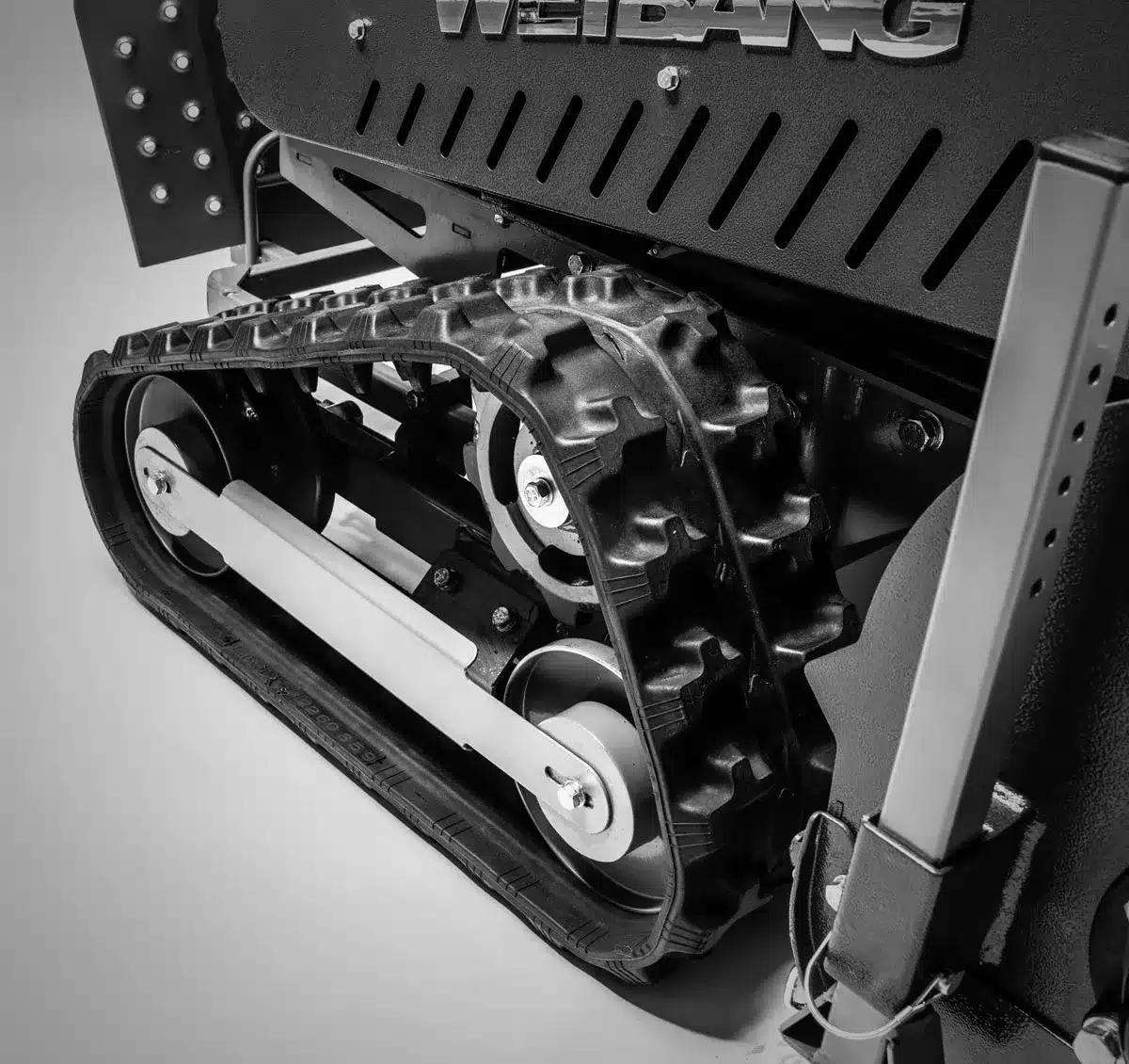 imgi_8_F-velocity-flail-tracks